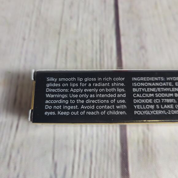 Seacret Radiant Lip Gloss Sweet Rose pink color Make Up Lips Glossy NEW - Picture 4 of 5